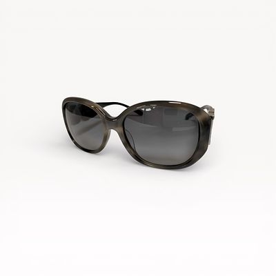Chlo&eacute; Oversized Gradient Lens Sunglasses. Authentic Chlo&eacute; sunglasses featuring an 