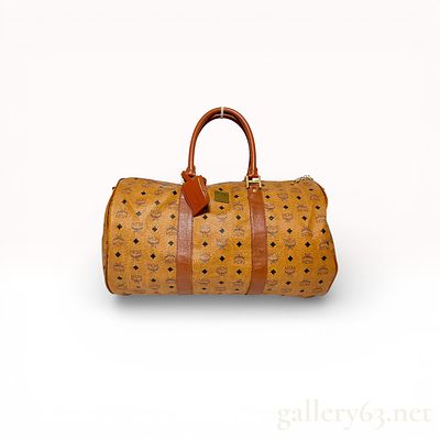 MCM Visetos Camel Boston Bag 50cm. Authentic MCM Boston/duffle bag in camel Visetos coated 