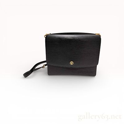 Louis Vuitton Grenelle Black Epi Leather Shoulder Bag. Authentic vintage Louis Vuitton Grenelle 