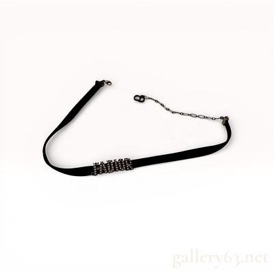 Silver-Tone Christian Dior J'Adior Velvet Choker Necklace. This Christian Dior J'Adior choker 