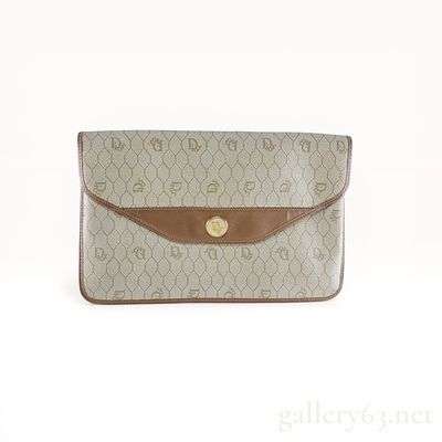 Christian Dior 1980s Honeycomb Monogram Envelope Clutch. Christian Dior envelope clutch in the 