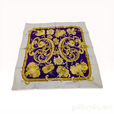 Hermes Harald Silk Carre 90. Hermes silk scarf in the Harald pattern designed by Caty Latham. 