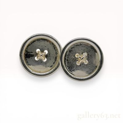 A Pair of Tiffany & Co. Sterling Silver and 18K Yellow Gold Button Cufflinks. Tiffany &amp; Co. 