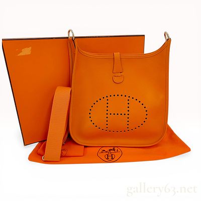 Hermes Evelyne I PM Orange Grained Leather Shoulder Bag. Hermes Evelyne I PM shoulder bag, 2004. 