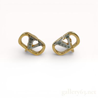 A Pair of Valentino Garavani VLogo Signature Clip-On Earrings. Valentino Garavani VLogo 