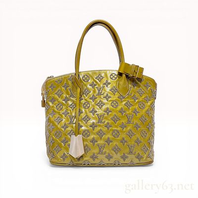 Louis Vuitton Limited Edition Monogram Fascination Lockit Bag. Louis Vuitton limited edition 