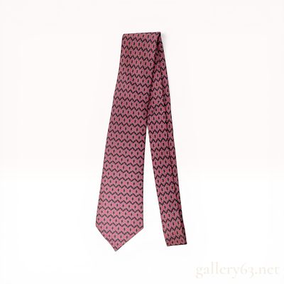 Hermes Silk Necktie in Pink Geometric Mesh Pattern. Hermes 100% silk necktie featuring a 