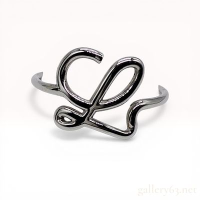 Loewe Stylized Script Letter L Ring. Loewe designer script letter L fashion ring, contemporary. 