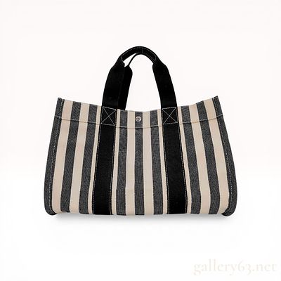 Hermes Fourre-Tout Rocabar GM Canvas Tote Bag. Hermes Fourre-Tout GM tote bag in the Rocabar 