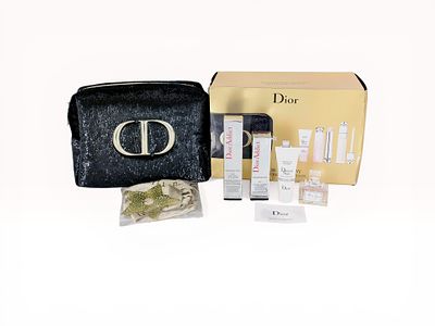 Dior Holiday Couture Collection Cosmetic Pouch and Beauty Gift Set. Dior Holiday Couture 