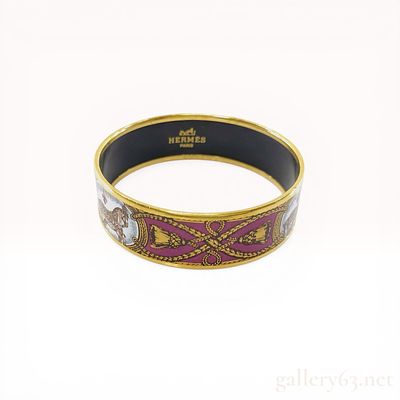 Hermes Grand Apparat Wide Enamel Bangle Bracelet. Hermes wide enamel bangle bracelet in the 