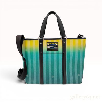 Louis Vuitton Damier Stripes Onthego MM Tote. Louis Vuitton Onthego MM tote bag from the Damier 