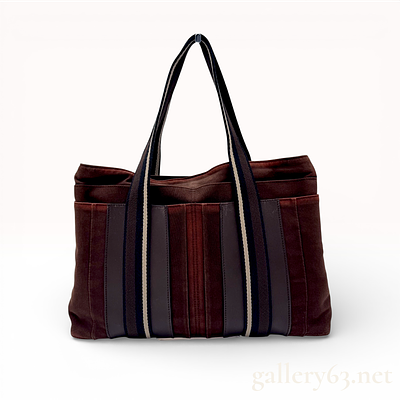 Hermes Troca Horizontal MM Brown Canvas Tote Bag. Hermes Troca Horizontal MM crafted in brown 