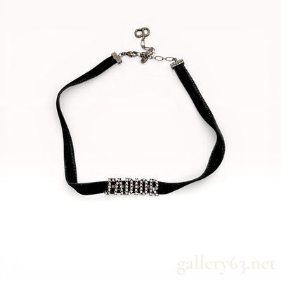 Christian Dior J'Adior Crystal and Black Velvet Choker Necklace. Christian Dior J'Adior choker 
