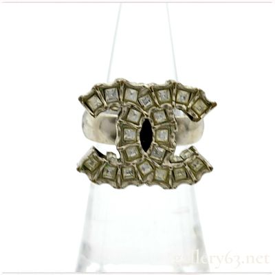 Chanel Strass CC cocktail ring with Crystal Embellishments 11C. Authentic Chanel Strass CC 