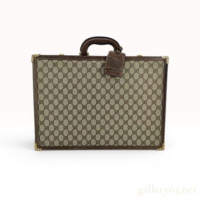 Vintage Gucci Monogram GG Supreme Hardside Attache Briefcase. This vintage Gucci hardside 