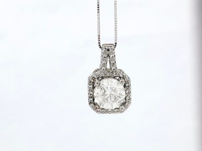 תליון זהב לבן 14K, משובץ יהלום טבעי 1.90ct קרט, Round Brilliant בדרגת צבע המוערכת כ E - F 