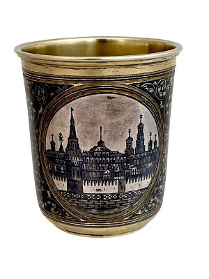19th century 84 Russian silver and Nielo cup depicting the view of the city of 