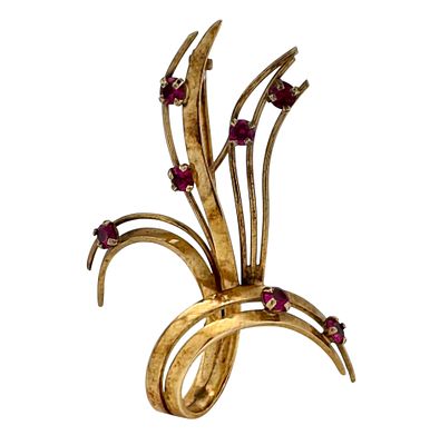 סיכת זהב 14 קרט עתיקה בעיצוב מיוחד משקל כללי 6.40 גרם, משובצת אבני חן אדומות, הסיכה במצב טוב 