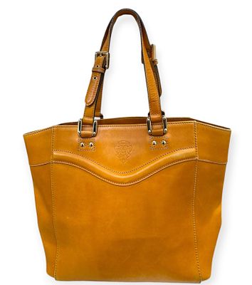 Vintage Gucci Cognac Leather Tote Shoulder Bag with Embossed Crest Logo 
An elegant vintage 