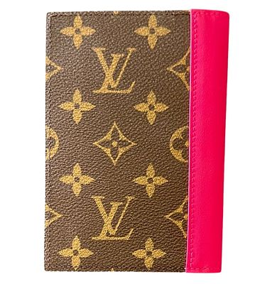 Louis Vuitton LV Passport cover new Fuschia
. Louis Vuitton Passport cover Pondichery Pink 