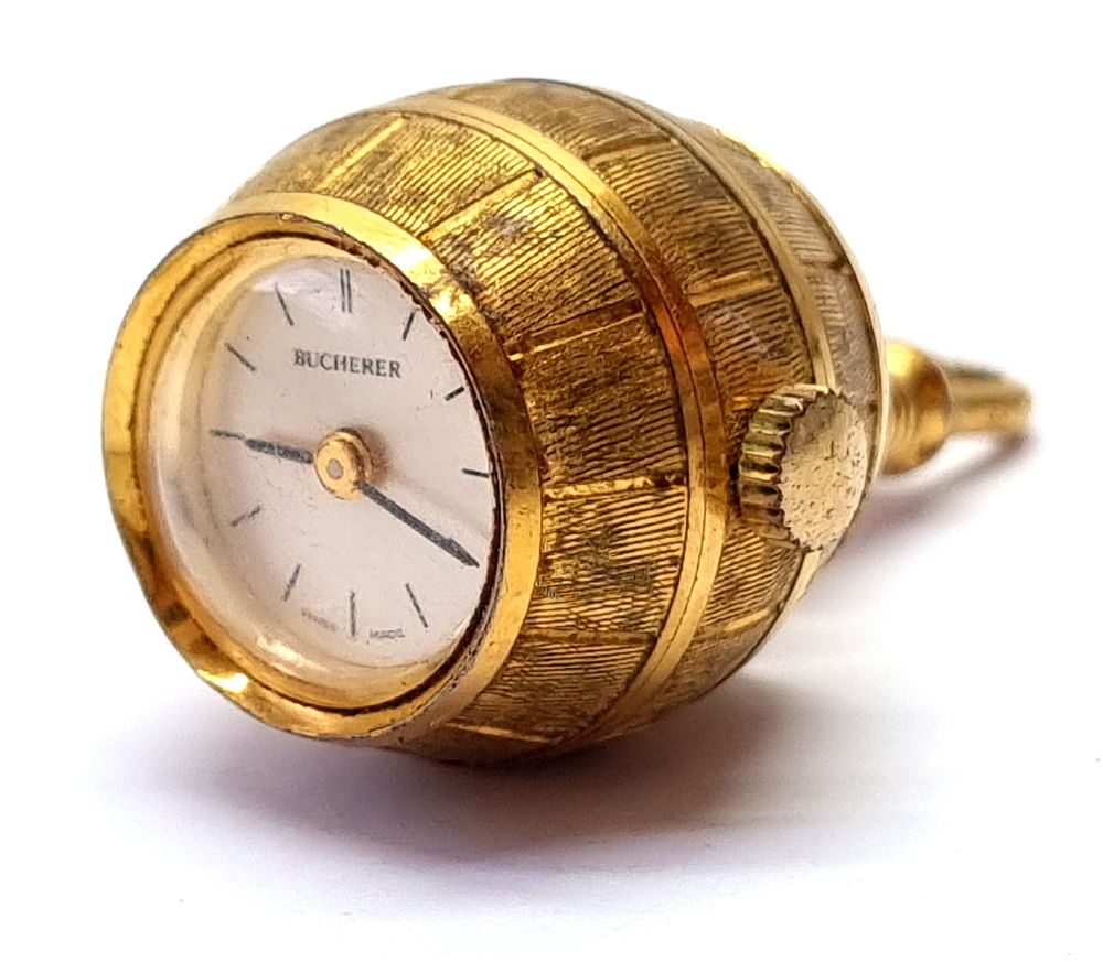 Bucherer. שעון-תליון וינטג', איכותי, ייחודי ויפהפה. מנגנון מכאני נראה ונשמע במצב עבודה. 
(אין 