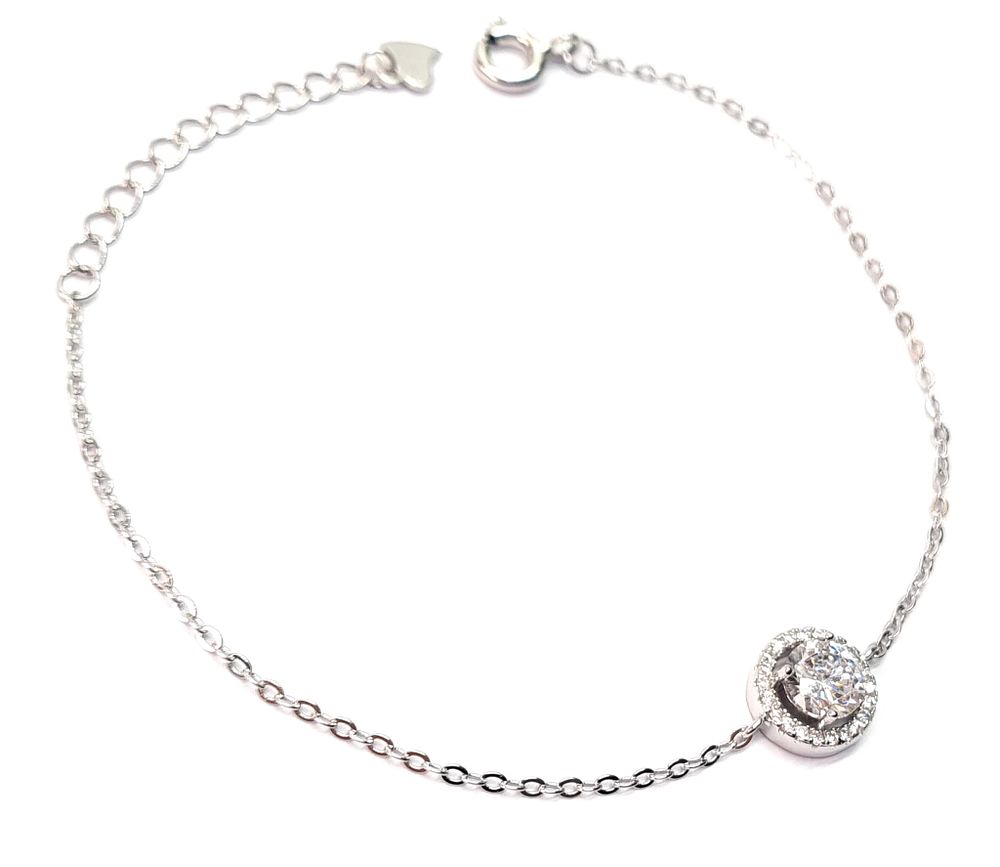 חדש לחלוטין
. צמיד כסף איכותי ויפה, בעל מראה יוקרתי ובאיכות עלית. 
הגיע מחנות תכשיטים שנסגרה ולא 