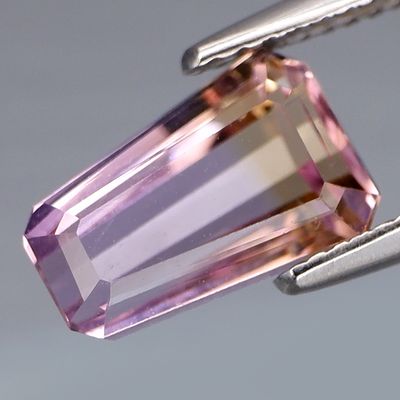 Ametrine - 2.92cts - Bolivia. GEM TYPE
Ametrine