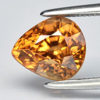 Zircon - 1.91cts - Tanzania. Quantity: 1 Pc(s)
Weight: 1.91 Carat