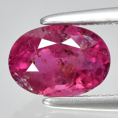 Sapphire - 0.92cts - Mozambique. Quantity: 1 Pc(s)
Weight: 0.92 Carat