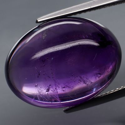 Ametista - 20.62cts - Bolívia. Tipo de Gema: Ametista Natural
Forma: