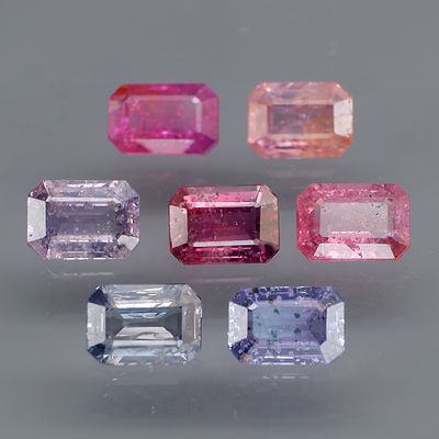 7 Sapphire - 4.85cts - Tanzania. GEM TYPE: Natural SAPPHIRE 
SHAPE: Emerald 