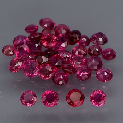 35 Sapphire - 2.98cts - Songea. GEM TYPE: Natural SAPPHIRE 
SHAPE: Round 