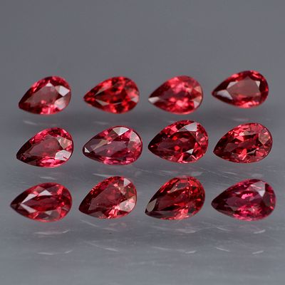 12 Garnet - 6.87cts - Africa. GEM TYPE: Natural Rhodolite Garnet 
SHAPE: 
