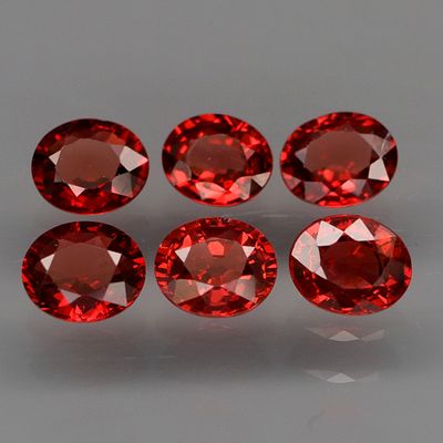6 Garnet - 4.70cts - Africa. GEM TYPE: Natural Rhodolite Garnet 
SHAPE: 