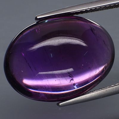 Amethyst - 17.71cts - Bolivia. GEM TYPE: Natural Amethyst 
SHAPE: Oval Cabochon 