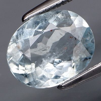 Aquamarine - 1.44cts - Brazil. GEM TYPE: Natural Aquamarine 
SHAPE: Oval 