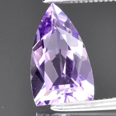 Amethyst - 1.33cts - Brazil. GEM TYPE: Natural Amethyst 
SHAPE: Cushion 