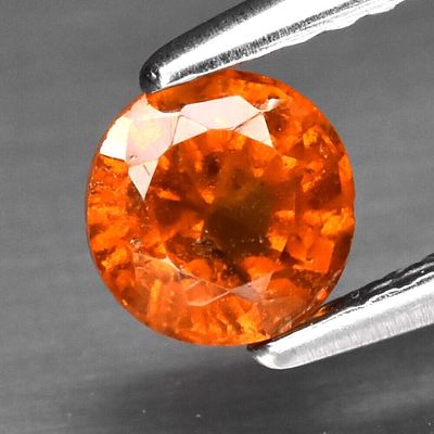Garnet - 0.76cts - Madagascar. G EM TYPE: Natural Hessonite Garnet 
SHAPE: 