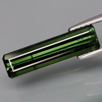 Tourmaline - 2.55cts - Mozambique. GEM TYPE: Natural Tourmaline 
SHAPE: Emerald 