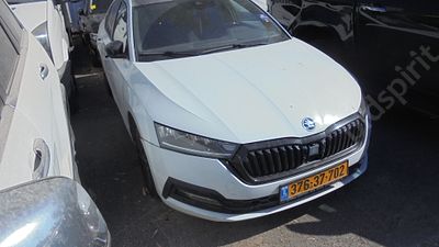 סקודה אוקטביה מודל 2021. 148,578 ק"מ, יד שנייה. תיבת הילוכים: אוטומטי
צבע: לבן, מנוע: בנזין 