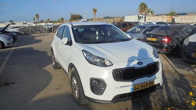 קיה ספורטאז. 133,167 ק"מ, יד שלישית. תיבת הילוכים: אוטומטי
צבע: לבן, מנוע: בנזין, נפח מנוע: 1 