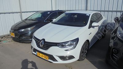 רנו מגאן מודל 2021. 161,822 ק"מ, יד שנייה. תיבת הילוכים: אוטומטי
צבע: לבן, מנוע: דיזל, נפח 