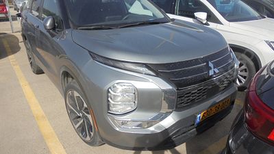 מיצובישי אאוטלנדר מודל 2024. 36,530 ק"מ, יד ראשונה. תיבת הילוכים: אוטומטי
צבע: אפור, מנוע: 
