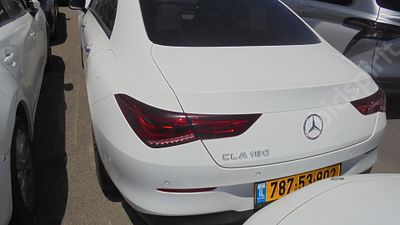 מרצדס CLA 180 מודל 2022. 21,679 ק"מ, יד שנייה. תיבת הילוכים: אוטומטי
צבע: לבן, נפח מנוע: 1,332 