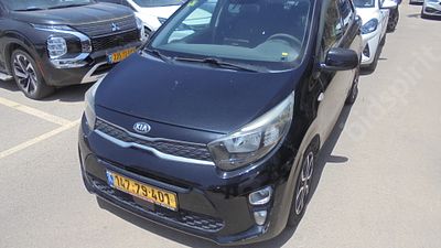 קיה פיקנטו מודל 2018. 126,485 ק"מ, יד שלישית. תיבת הילוכים: אוטומטי
צבע: שחור, מנוע: בנזין, נפח 