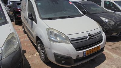 סיטרואן ברלינגו מודל 2018. 255,612 ק"מ