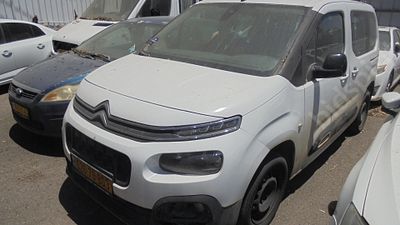 סיטרואן ברלינגו החדש מודל 2023. 122,215 ק"מ