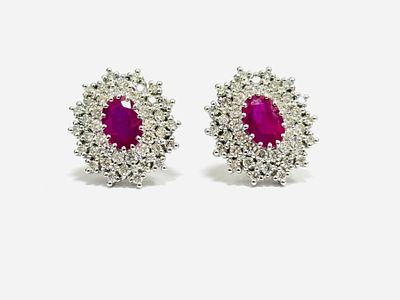 Gioielleria Corvino - Orecchini Rubini & Diamanti Centrale con Contorno 4.40 carati totali in oro 