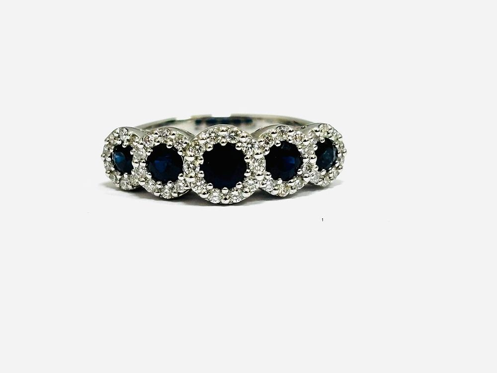 Gioielleria Corvino - Anello veretta magic con zaffiri e diamanti 2.10 carati in oro bianco 18 KT 